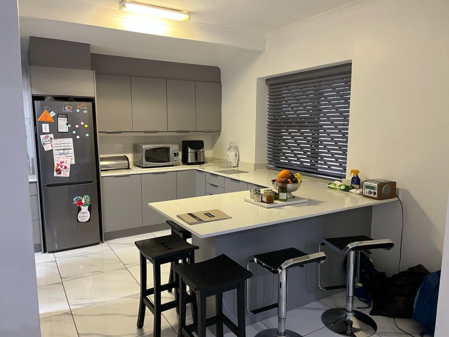 3 Bedroom Property for Sale in Surrey Estate Western Cape